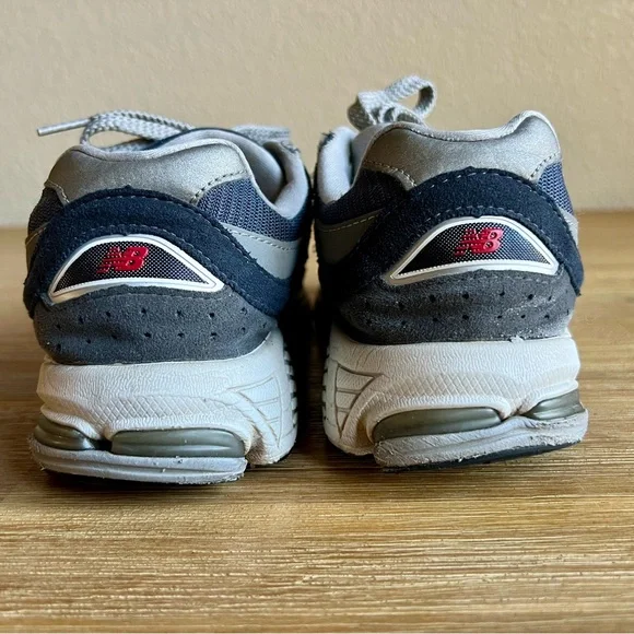 New Balance 2002R Boys Size 5Y W Blue Athletic Running Shoes Sneakers Sleek - Picture 11 of 14